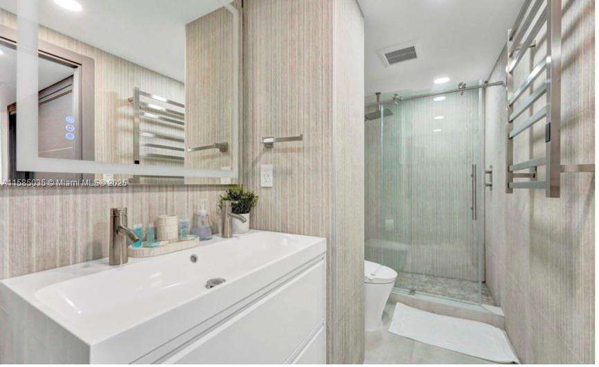 Sian Ocean Residences at 4001 Ocean Dr, Hollywood, FL 33019 - For Rent photo 17