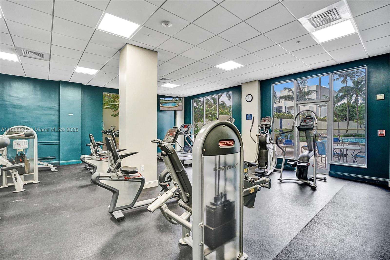 Sian Ocean Residences at 4001 Ocean Dr, Hollywood, FL 33019 - For Rent photo 35