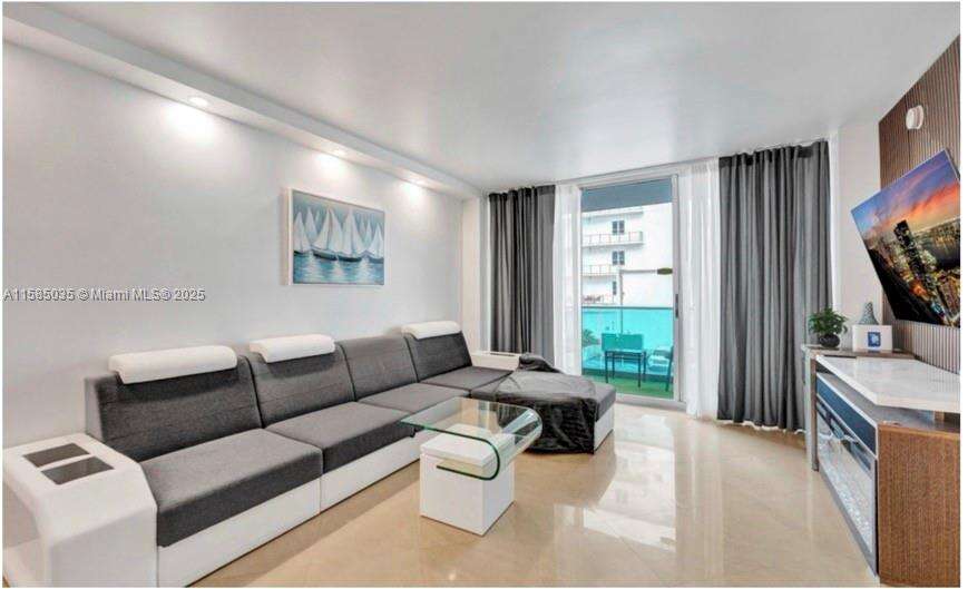 Sian Ocean Residences at 4001 Ocean Dr, Hollywood, FL 33019 - For Rent photo 10
