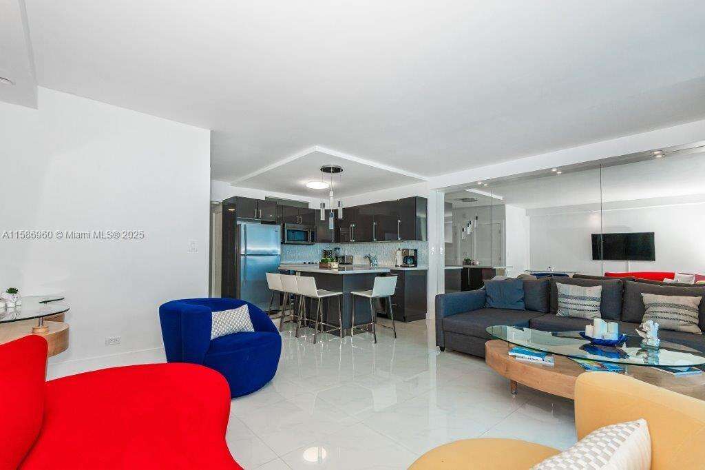 Roney Palace at 2301 Collins Ave, Miami Beach, FL 33139 - For Rent photo 11