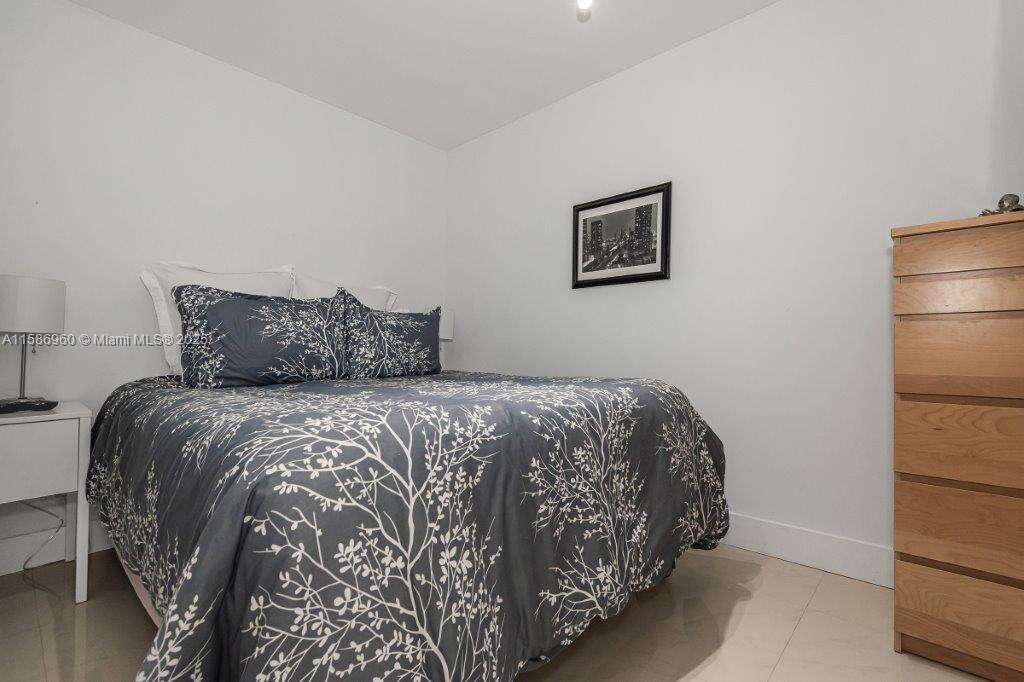 Roney Palace at 2301 Collins Ave, Miami Beach, FL 33139 - For Rent photo 17