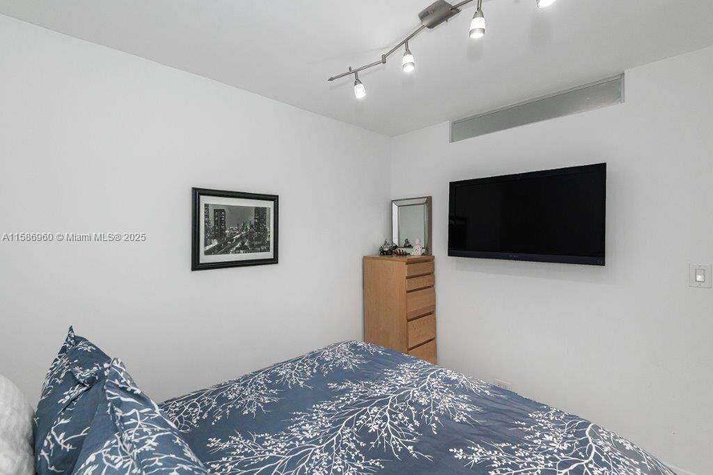 Roney Palace at 2301 Collins Ave, Miami Beach, FL 33139 - For Rent photo 20