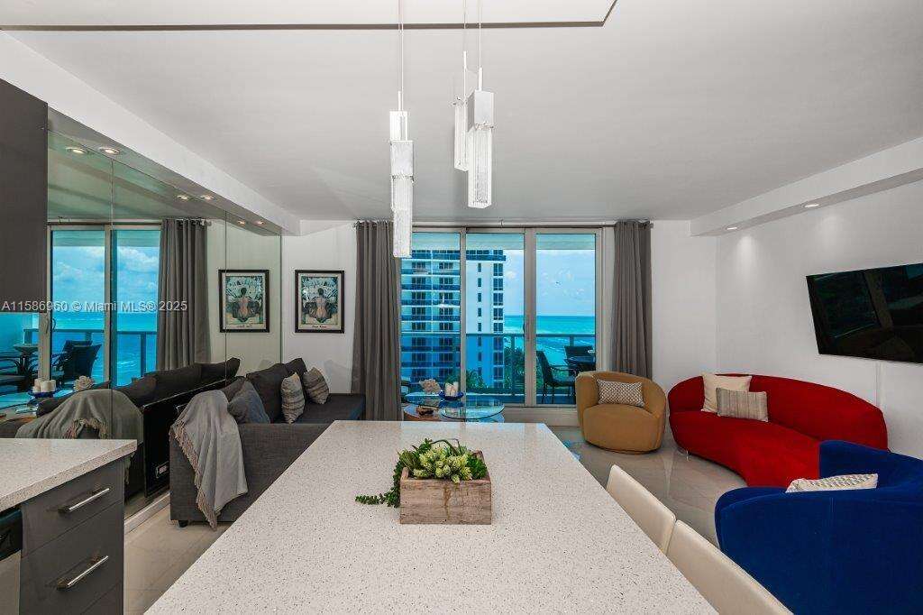 Roney Palace at 2301 Collins Ave, Miami Beach, FL 33139 - For Rent photo 3