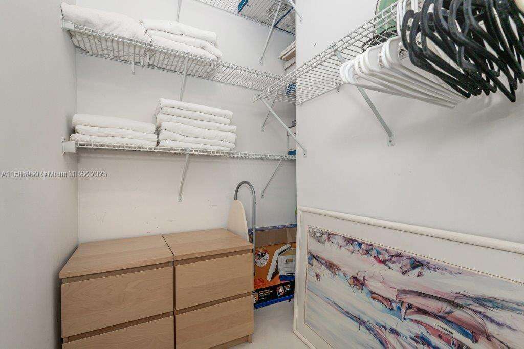 Roney Palace at 2301 Collins Ave, Miami Beach, FL 33139 - For Rent photo 23