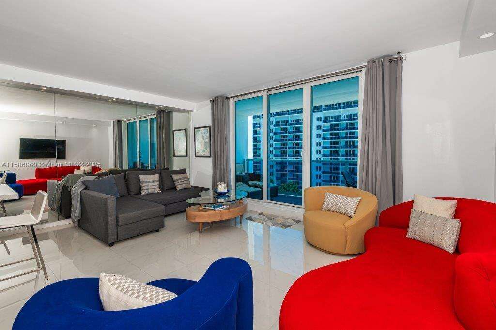 Roney Palace at 2301 Collins Ave, Miami Beach, FL 33139 - For Rent photo 6