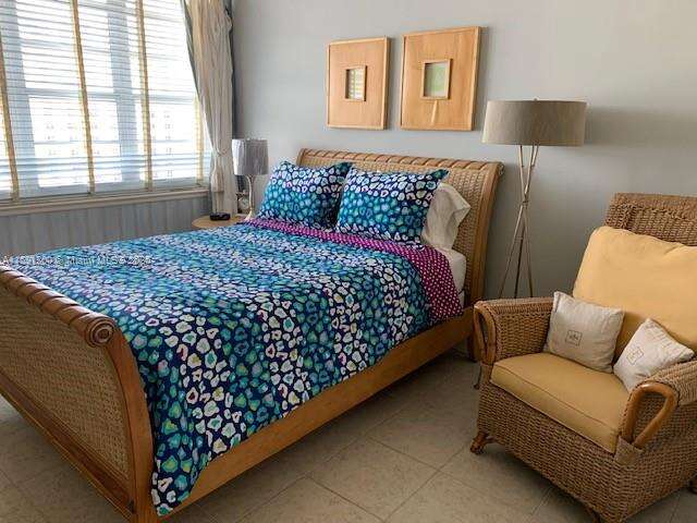 Decoplage at 100 Lincoln Rd, Miami Beach, FL 33139 - For Rent photo 5