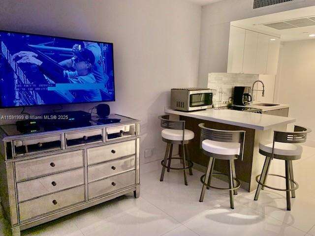 Decoplage at 100 Lincoln Rd, Miami Beach, FL 33139 - For Rent photo 16