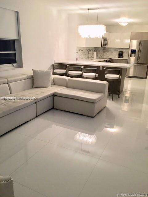 Decoplage at 100 Lincoln Rd, Miami Beach, FL 33139 - For Rent photo 3