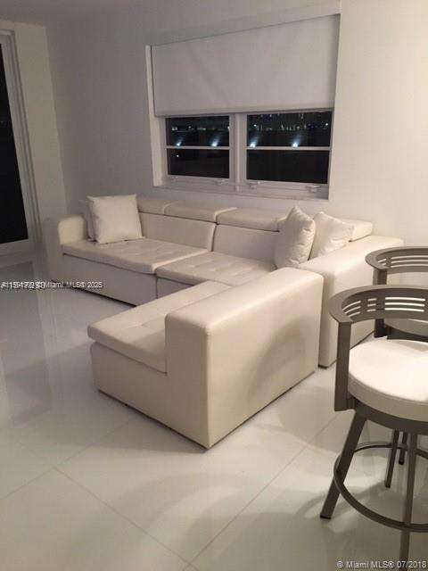 Decoplage at 100 Lincoln Rd, Miami Beach, FL 33139 - For Rent photo 4