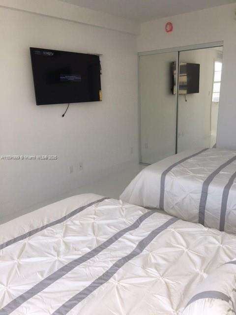 Decoplage at 100 Lincoln Rd, Miami Beach, FL 33139 - For Rent photo 9