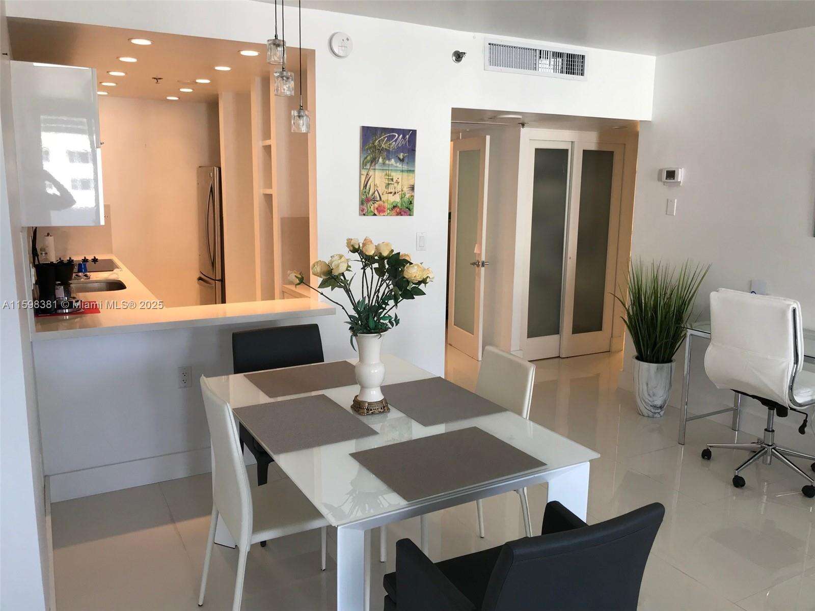 Decoplage at 100 Lincoln Rd, Miami Beach, FL 33139 - For Rent photo 11