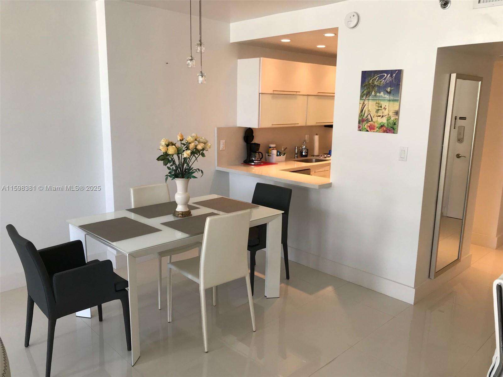 Decoplage at 100 Lincoln Rd, Miami Beach, FL 33139 - For Rent photo 12