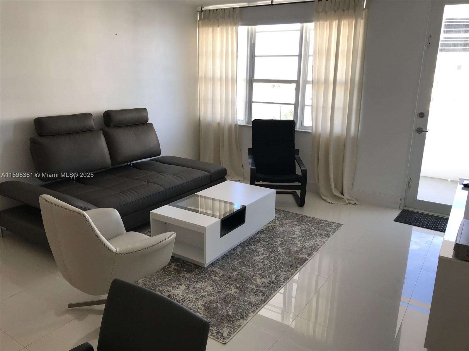 Decoplage at 100 Lincoln Rd, Miami Beach, FL 33139 - For Rent photo 15