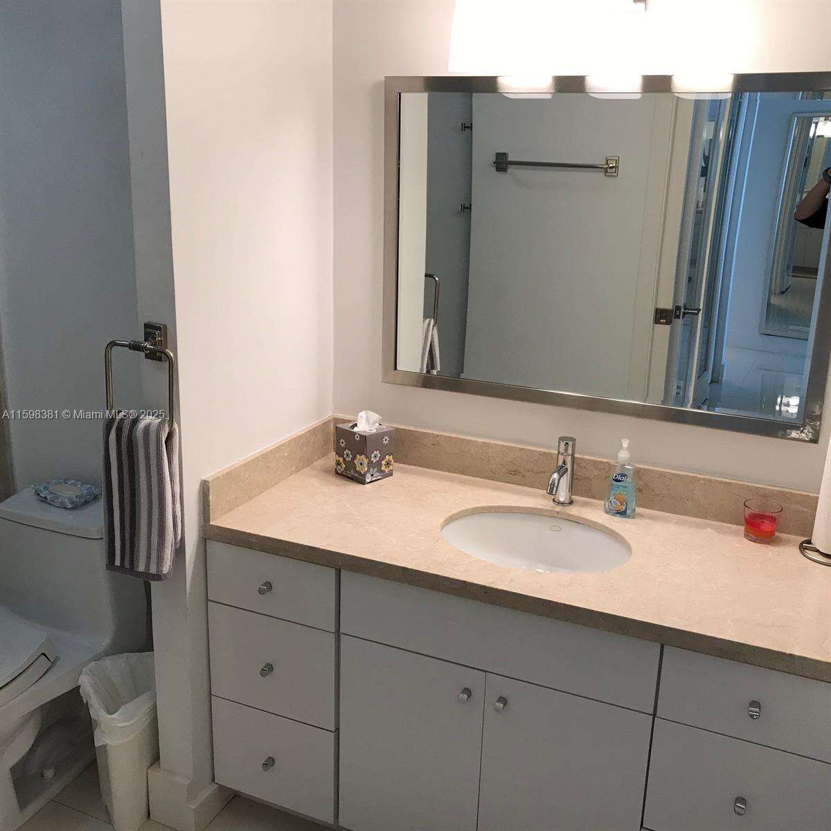 Decoplage at 100 Lincoln Rd, Miami Beach, FL 33139 - For Rent photo 16