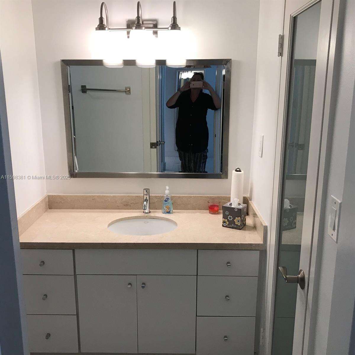 Decoplage at 100 Lincoln Rd, Miami Beach, FL 33139 - For Rent photo 20