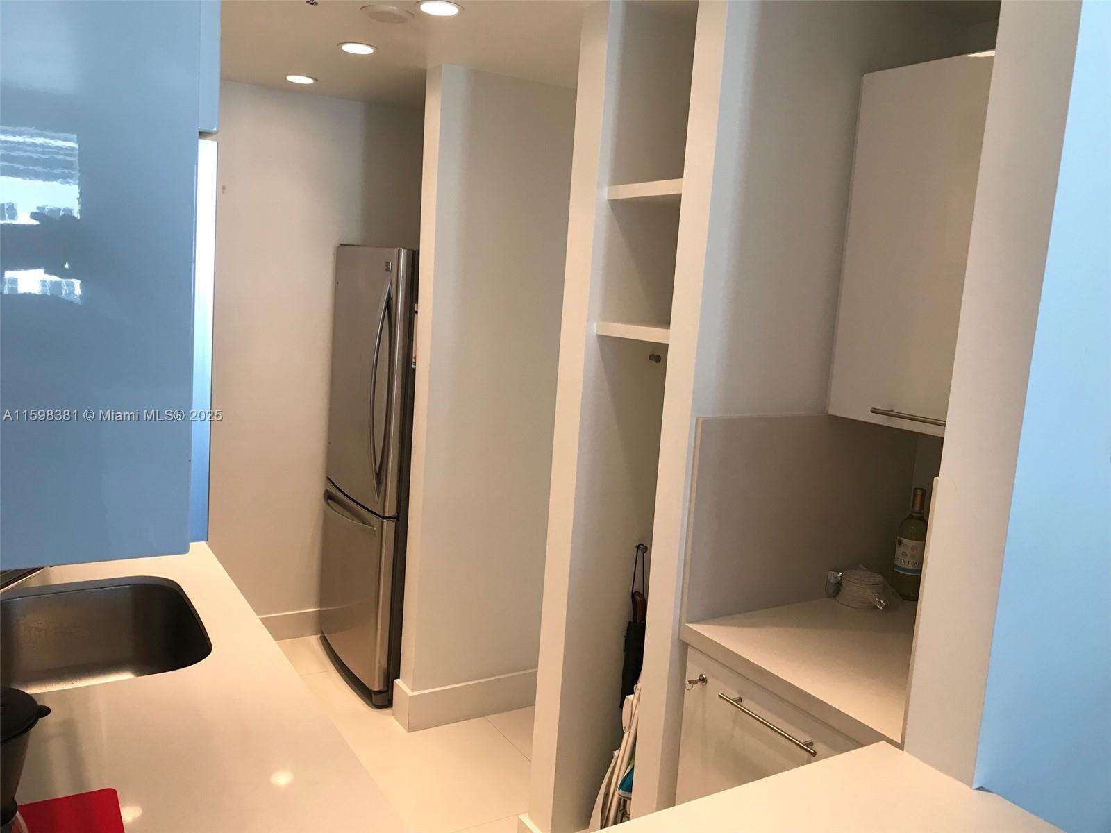 Decoplage at 100 Lincoln Rd, Miami Beach, FL 33139 - For Rent photo 10