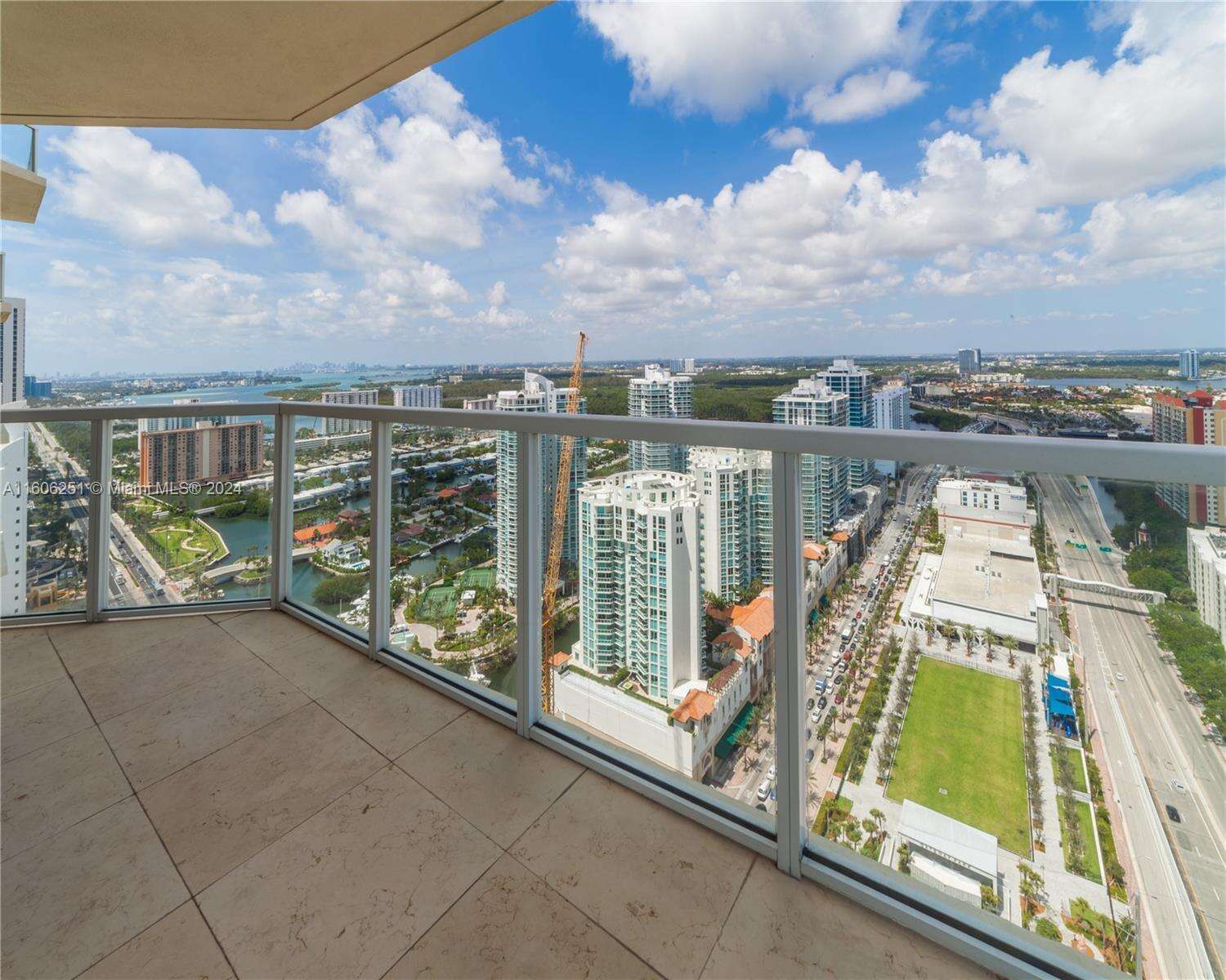 La Perla at 16699 Collins Aveavlb 6 22 26, Sunny Isles Beach, FL 33160 - For Rent photo 24