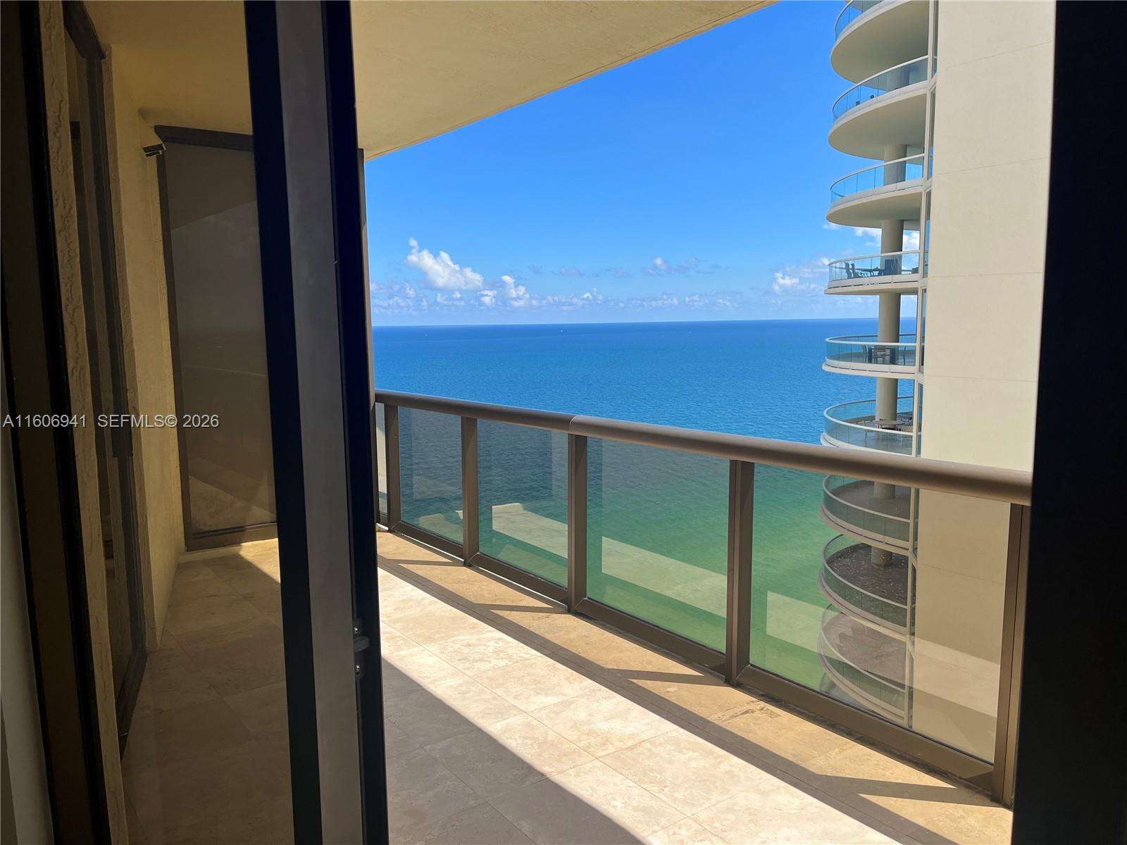 Sayan at 16275 Collins Ave, Sunny Isles Beach, FL 33160 - For Rent photo 10