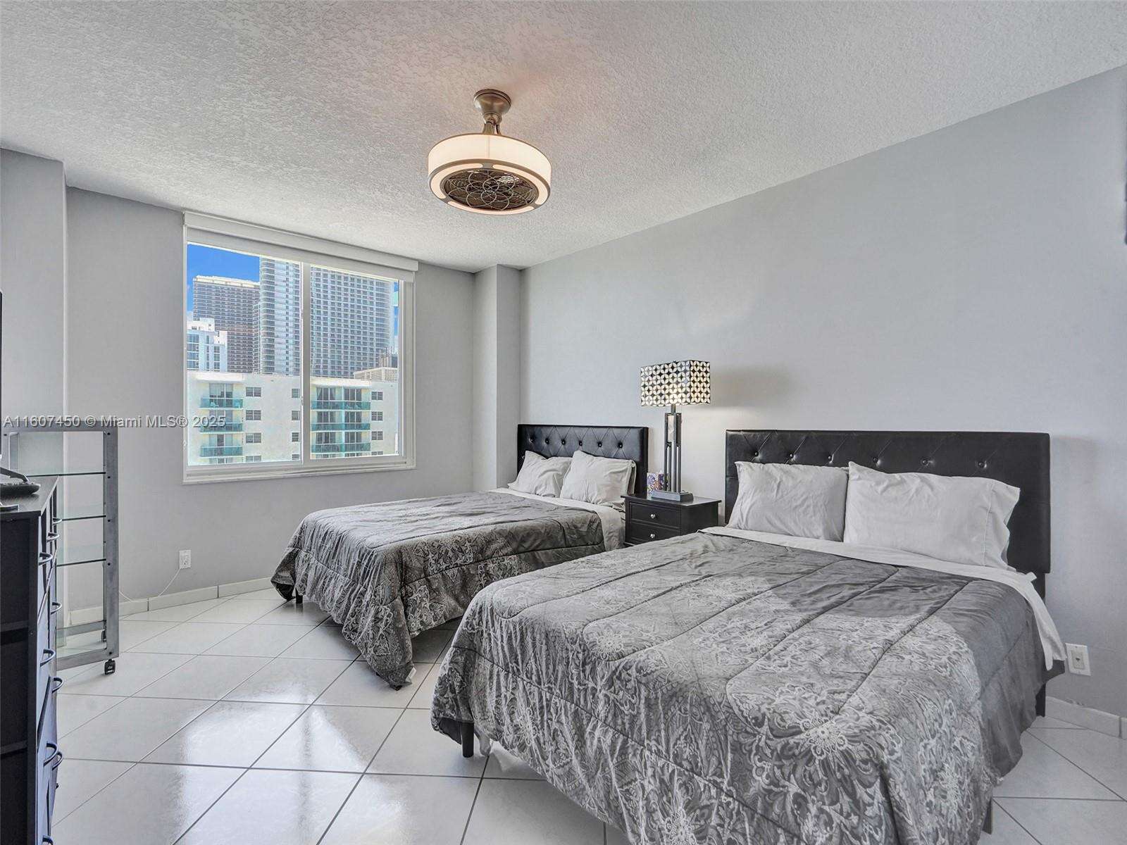 Sea Air Towers at 3725 Ocean Dr, Hollywood, FL 33019 - For Rent photo 15