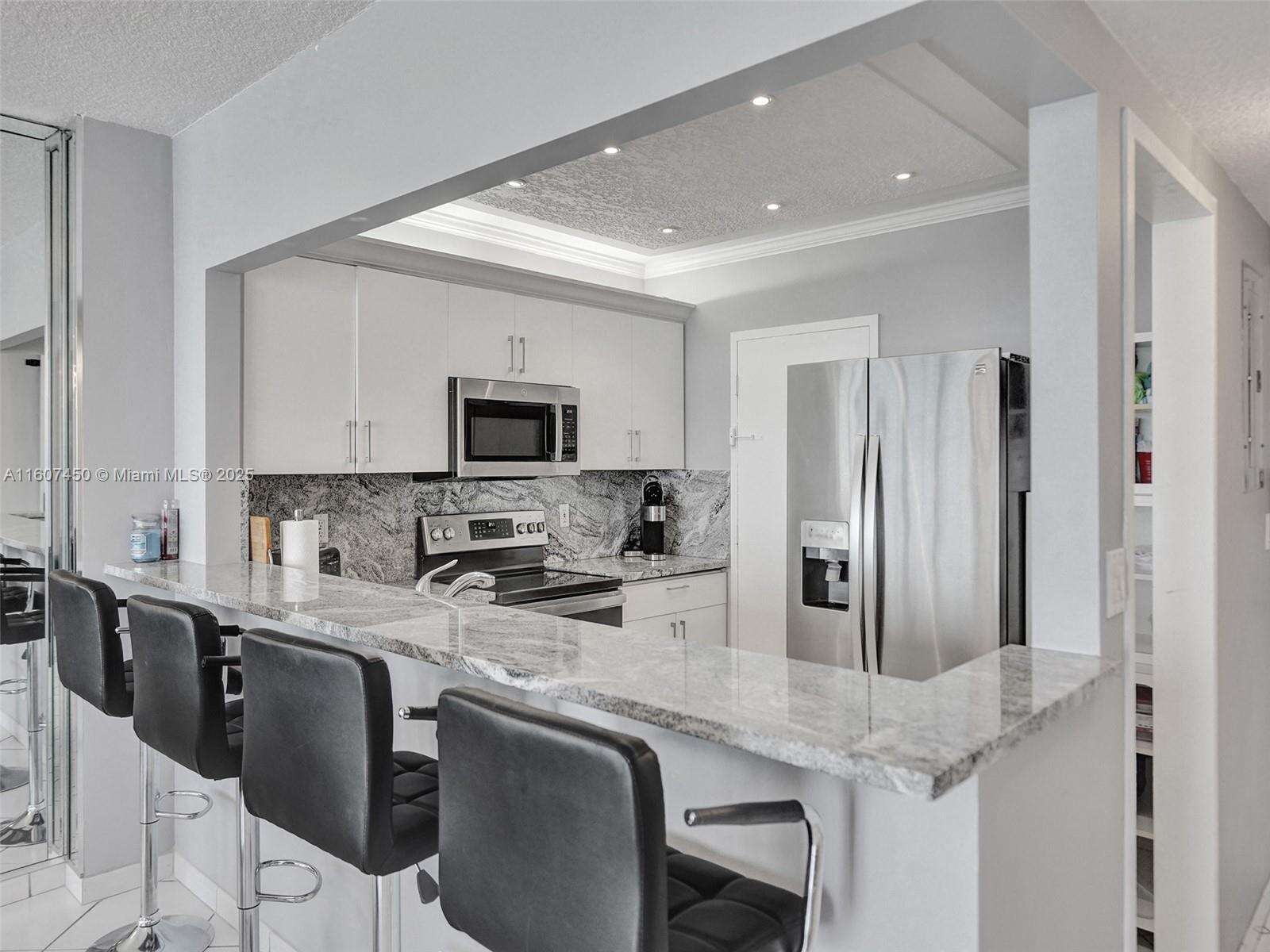 Sea Air Towers at 3725 Ocean Dr, Hollywood, FL 33019 - For Rent photo 29