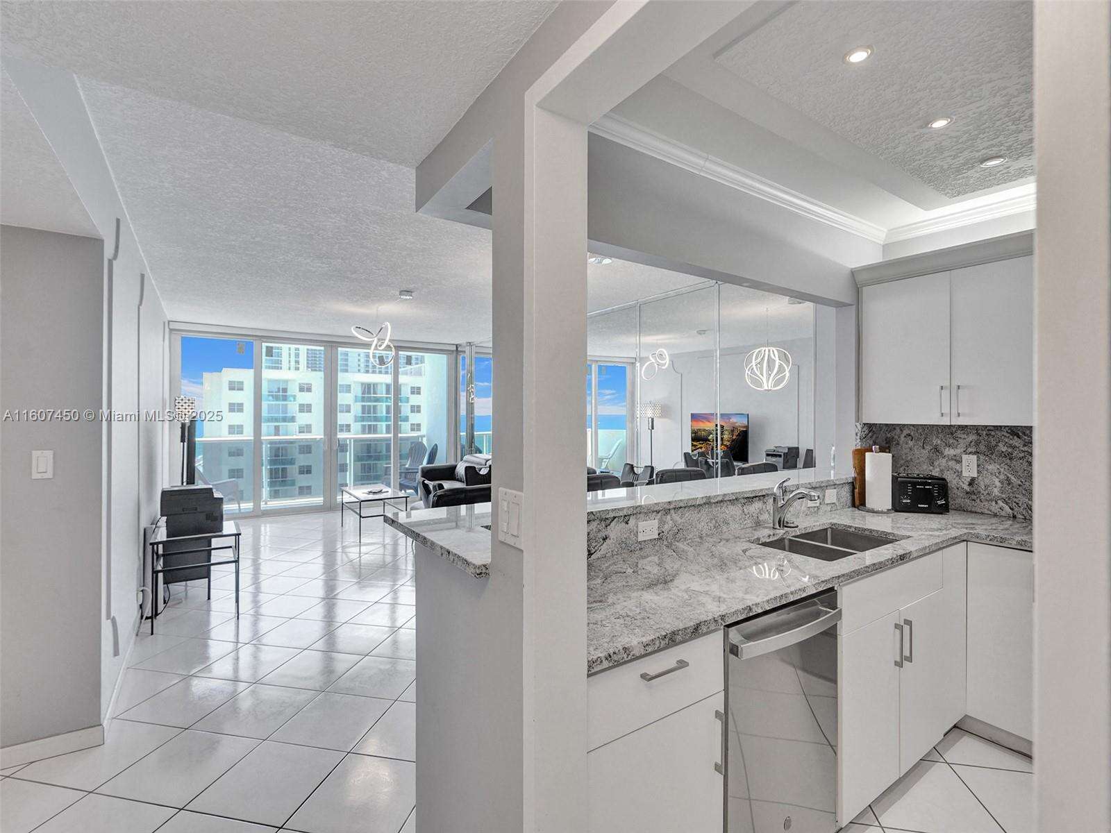 Sea Air Towers at 3725 Ocean Dr, Hollywood, FL 33019 - For Rent photo 31