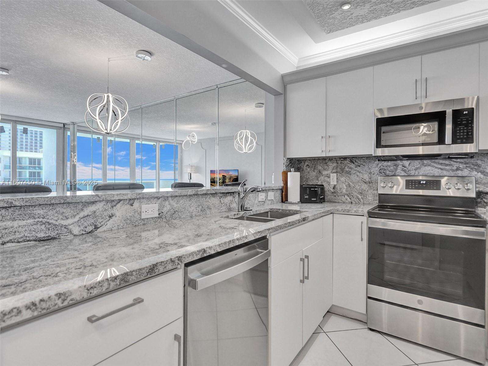 Sea Air Towers at 3725 Ocean Dr, Hollywood, FL 33019 - For Rent photo 32