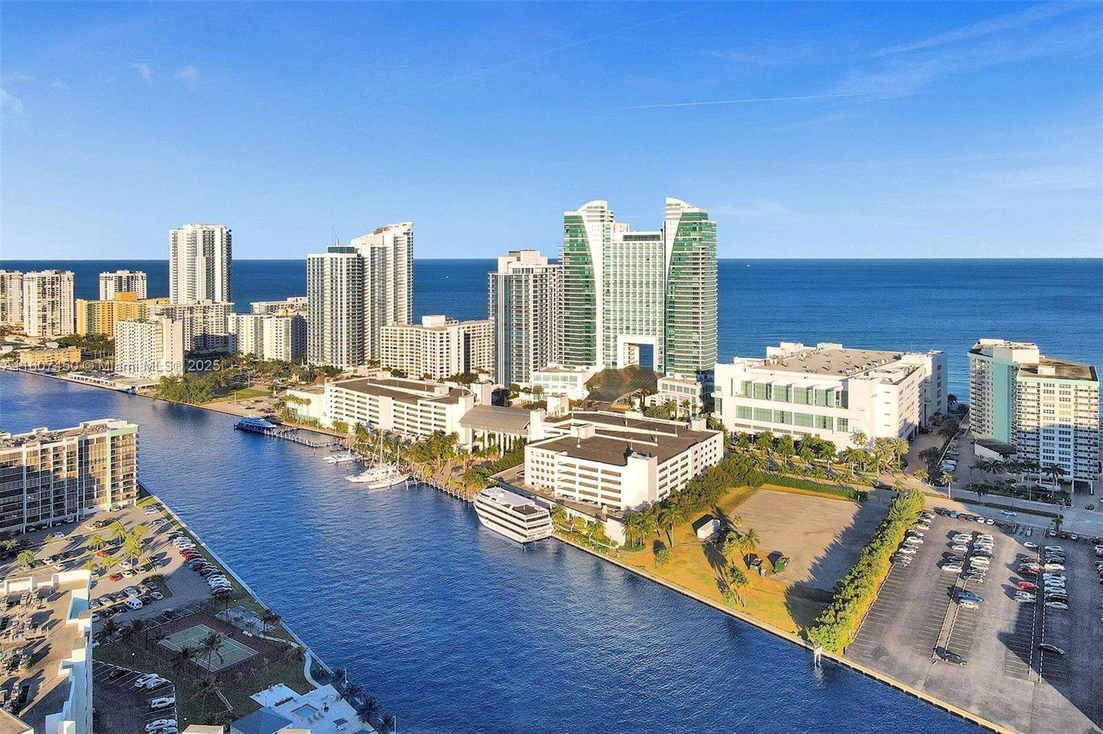 Sea Air Towers at 3725 Ocean Dr, Hollywood, FL 33019 - For Rent photo 39