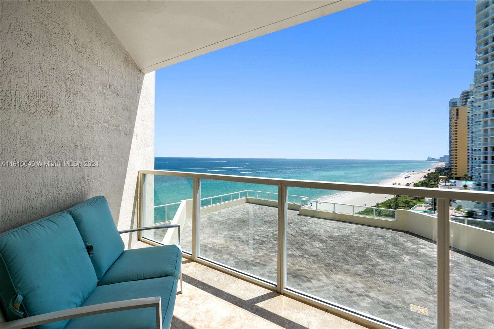 La Perla at 16699 Collins Ave, Sunny Isles Beach, FL 33160 - For Rent photo 13