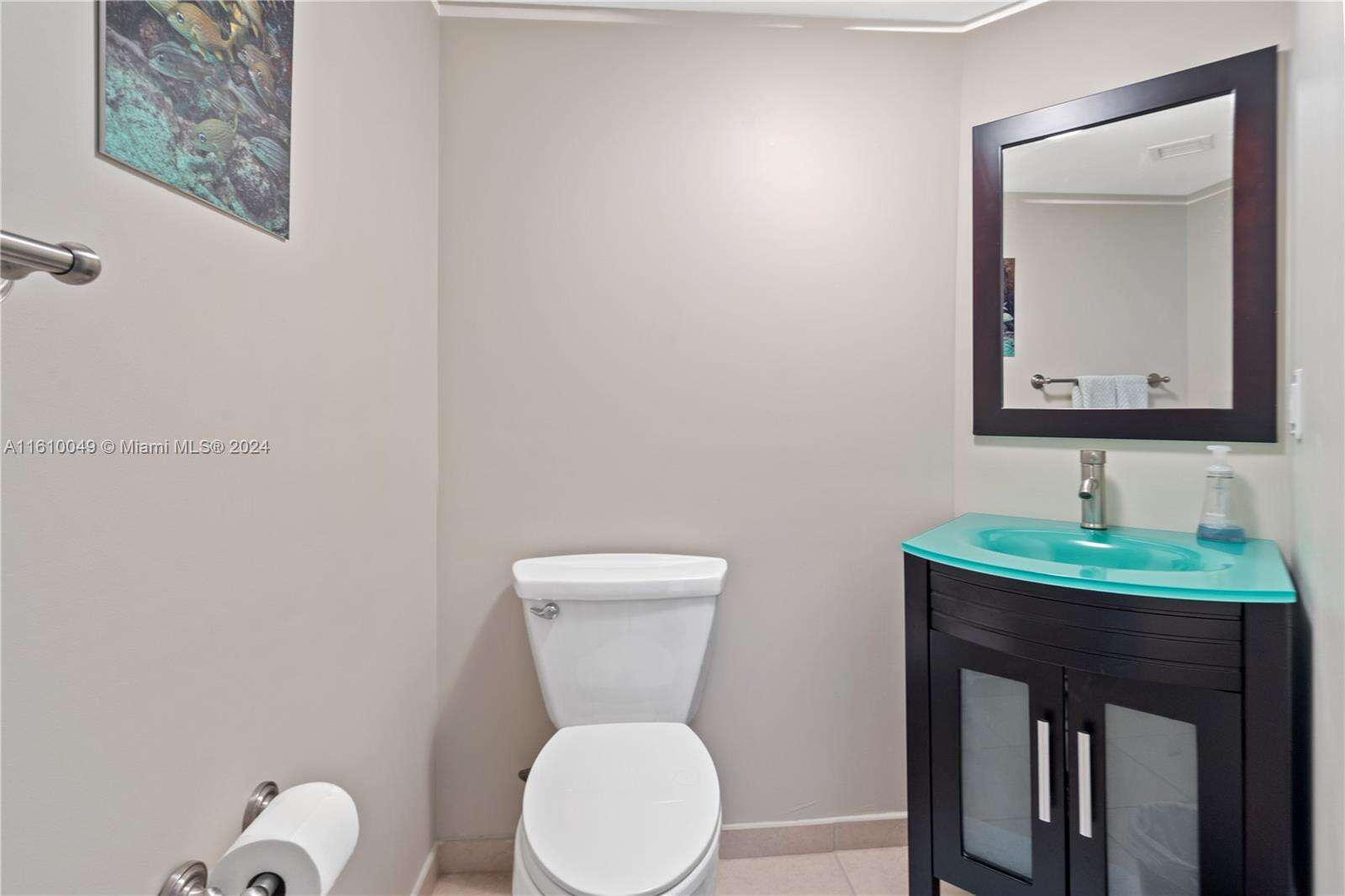 La Perla at 16699 Collins Ave, Sunny Isles Beach, FL 33160 - For Rent photo 17