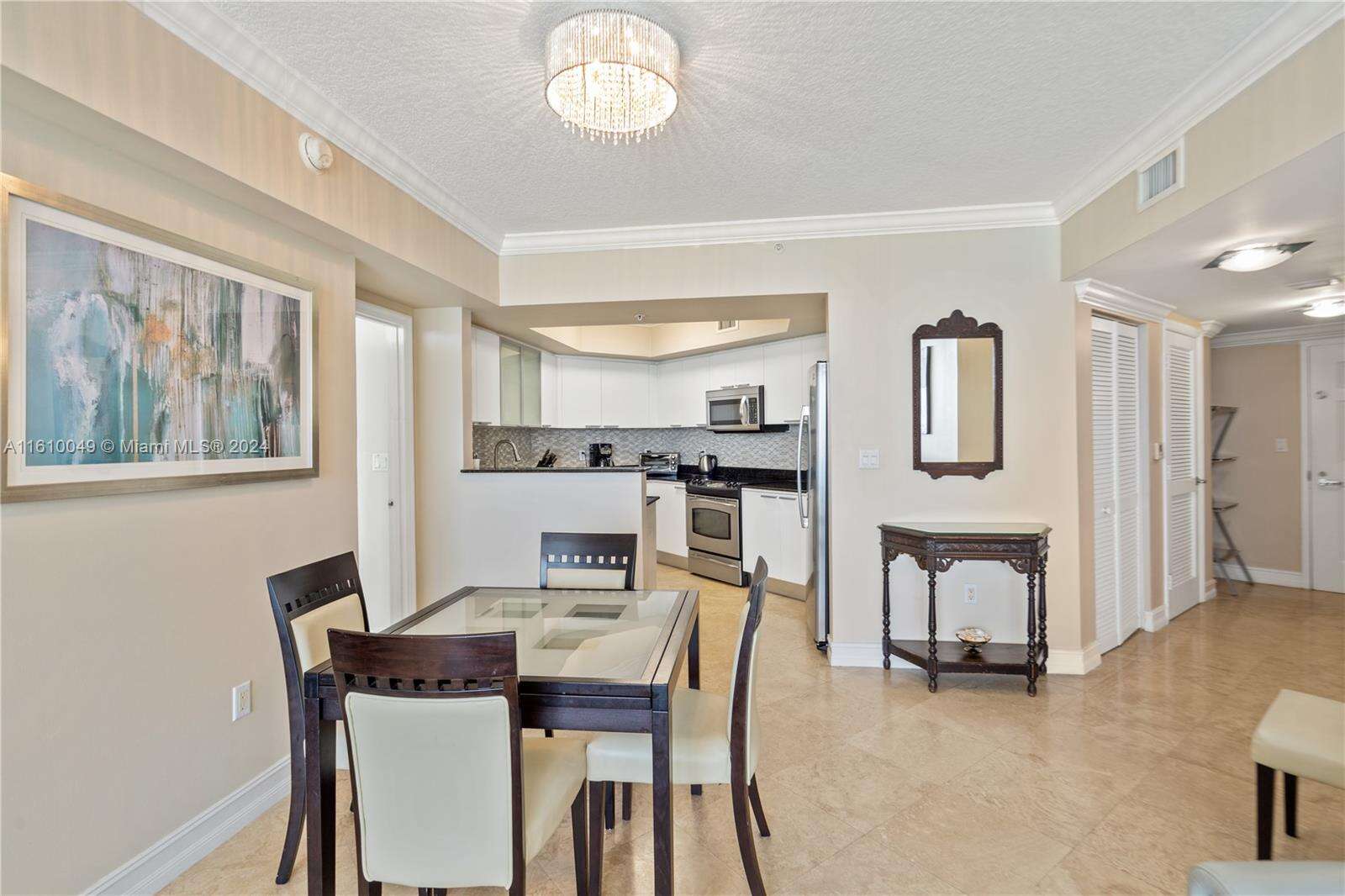 La Perla at 16699 Collins Ave, Sunny Isles Beach, FL 33160 - For Rent photo 9