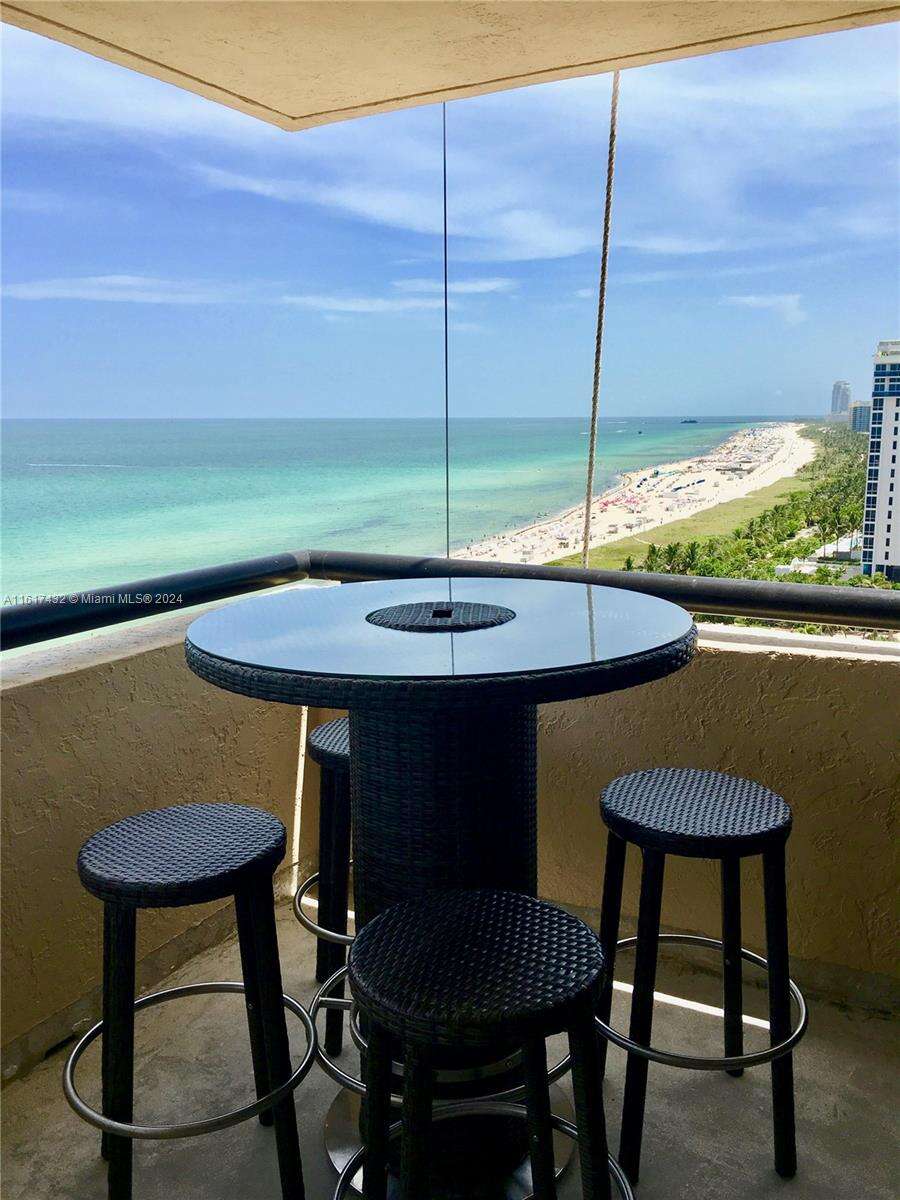 Club Atlantis at 2555 Collins Ave, Miami Beach, FL 33140 - For Rent photo 2