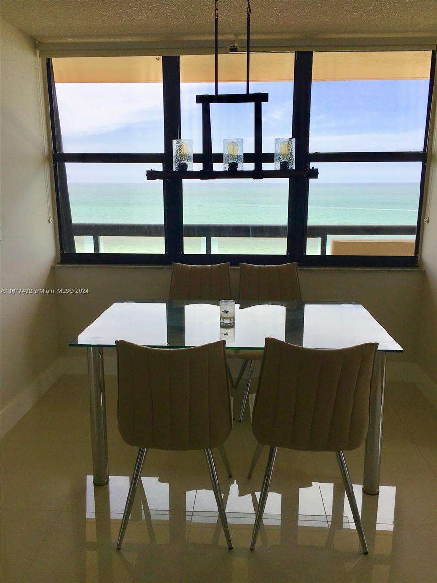Club Atlantis at 2555 Collins Ave, Miami Beach, FL 33140 - For Rent photo 5
