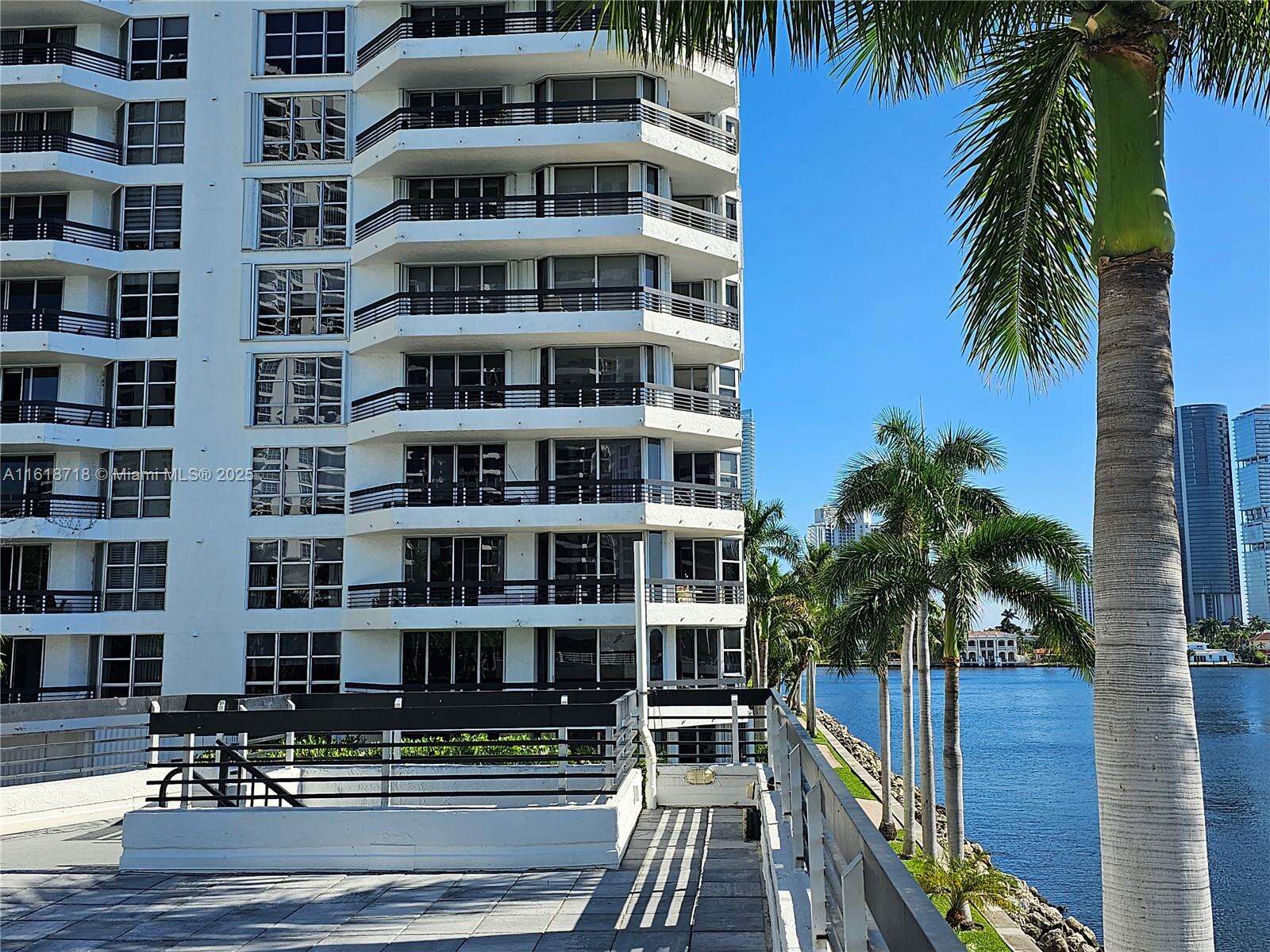 Mystic Pointe 1 at 3600 Mystic Pointe Dr, Aventura, FL 33180 - For Rent photo 21
