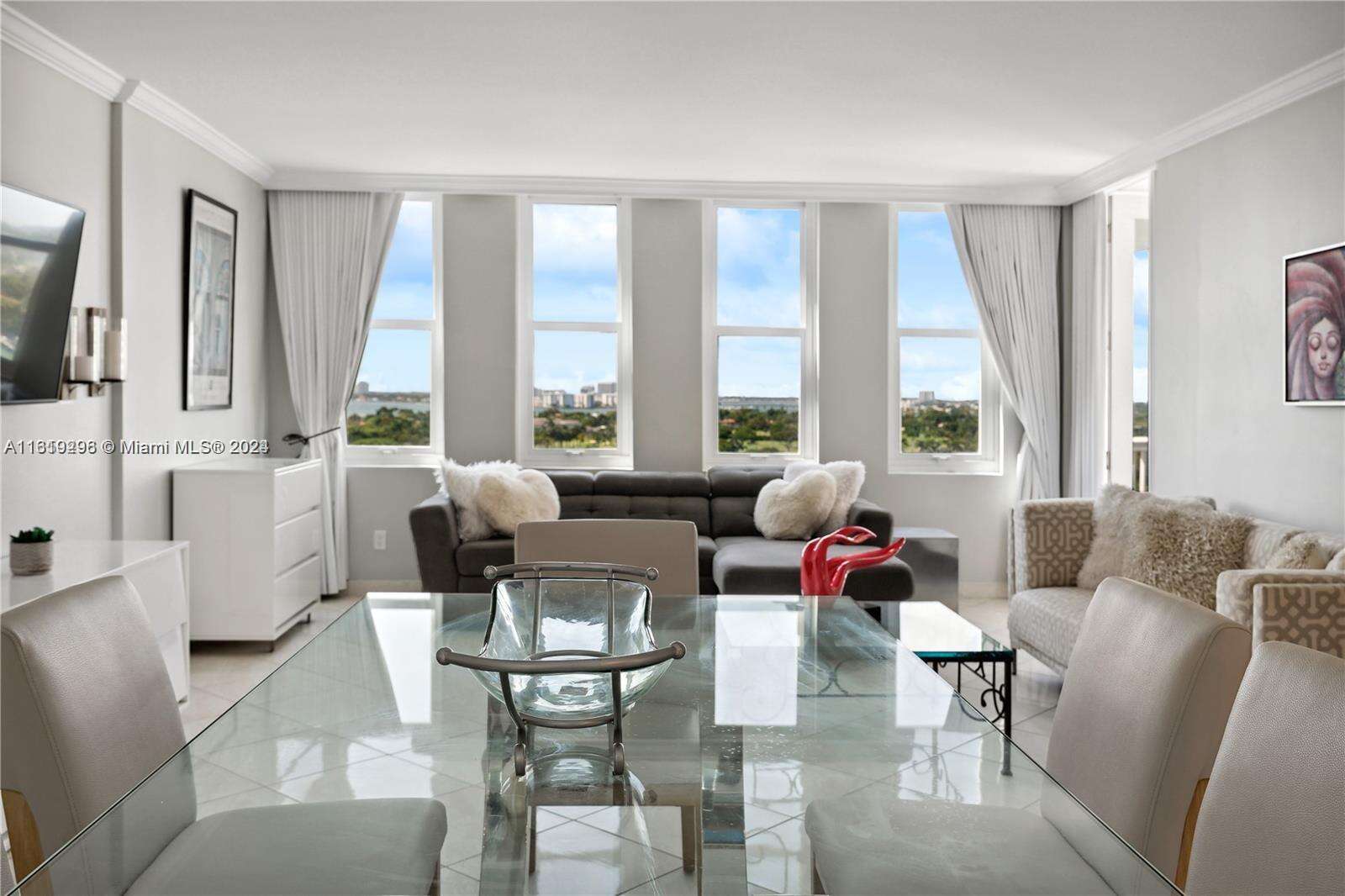 The Carriage House at 5401 Collins Ave, Miami Beach, FL 33140 - For Rent photo 19
