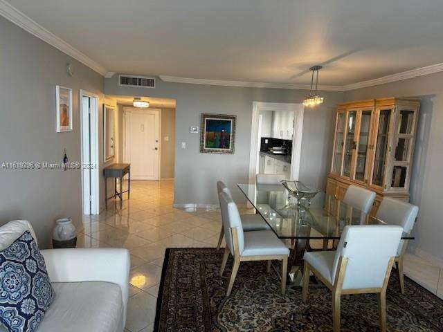 The Carriage House at 5401 Collins Ave, Miami Beach, FL 33140 - For Rent photo 21