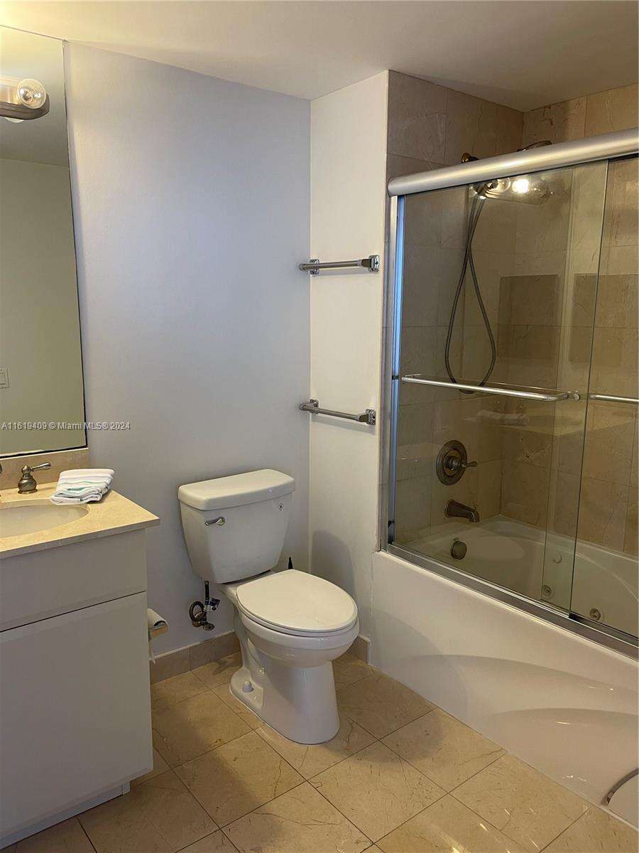 Akoya at 6365 Collins Ave, Miami Beach, FL 33141 - For Rent photo 19