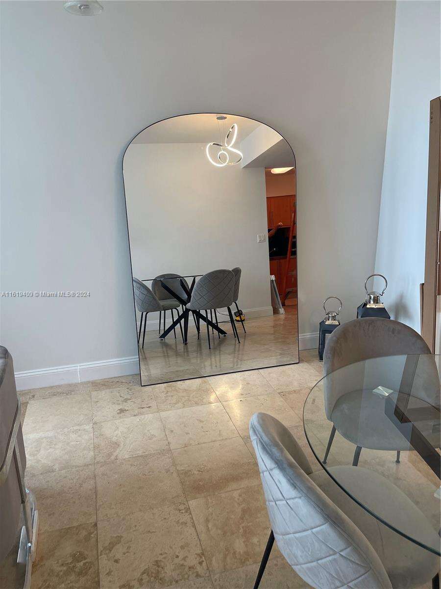 Akoya at 6365 Collins Ave, Miami Beach, FL 33141 - For Rent photo 21