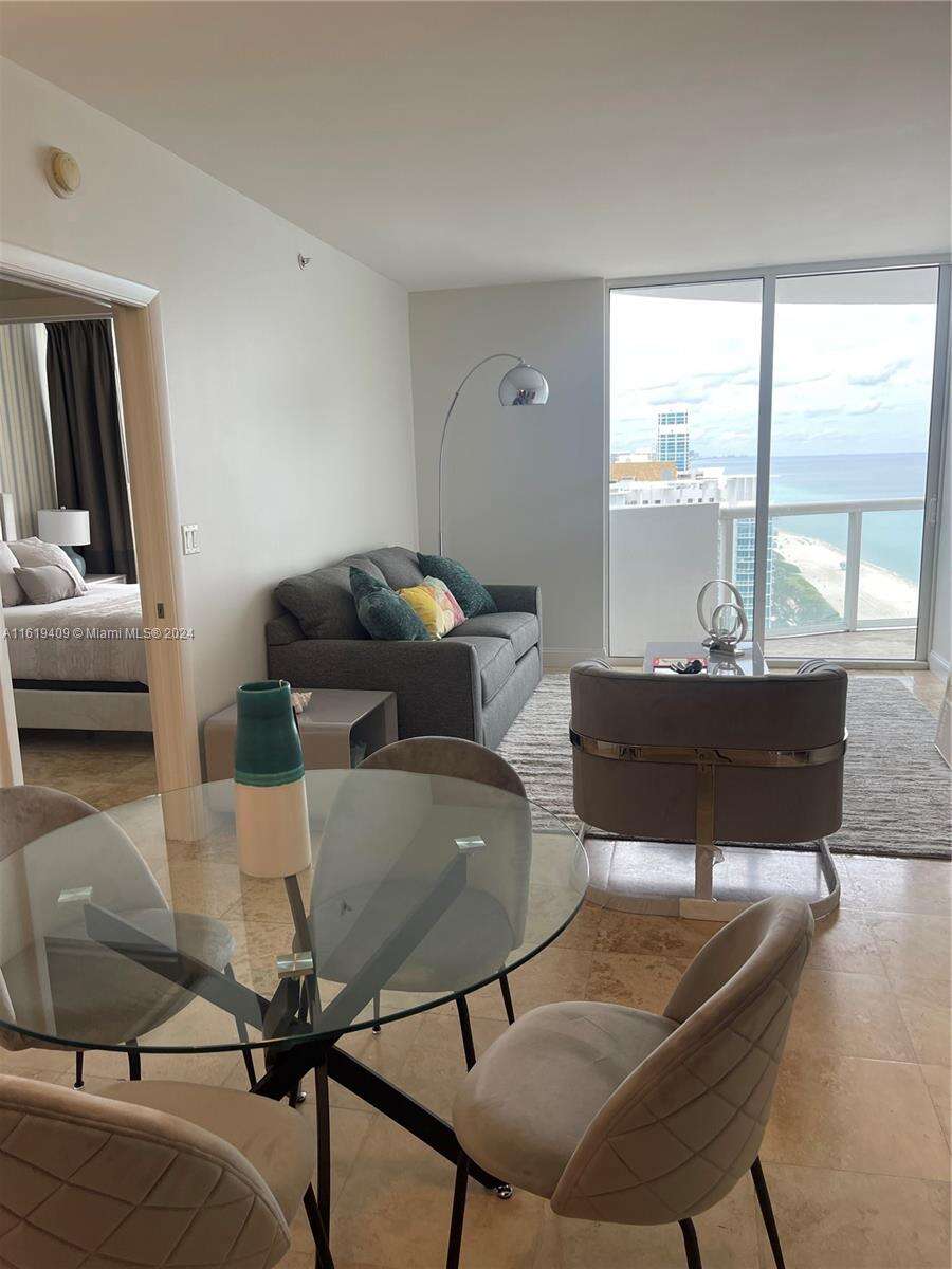 Akoya at 6365 Collins Ave, Miami Beach, FL 33141 - For Rent photo 22