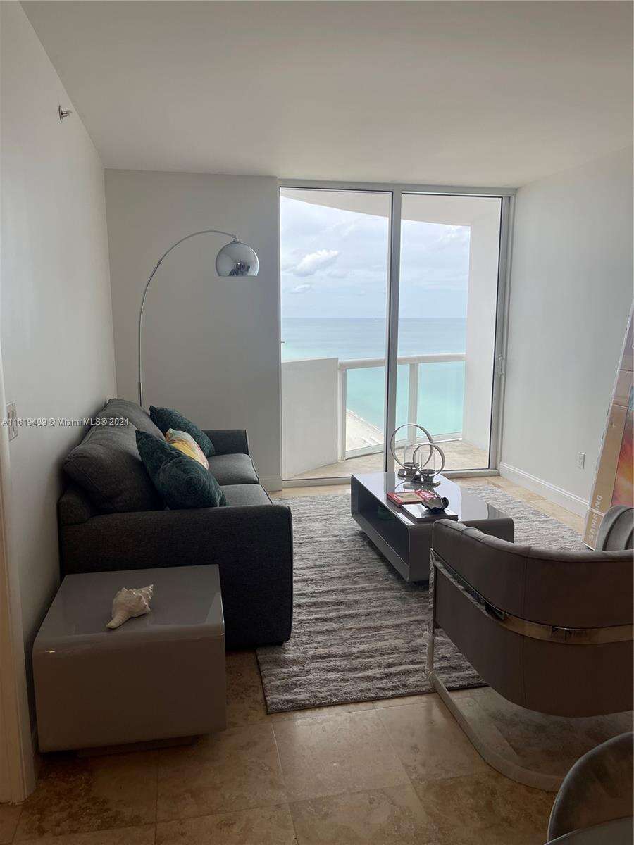 Akoya at 6365 Collins Ave, Miami Beach, FL 33141 - For Rent photo 27