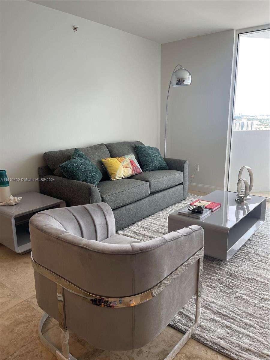 Akoya at 6365 Collins Ave, Miami Beach, FL 33141 - For Rent photo 8