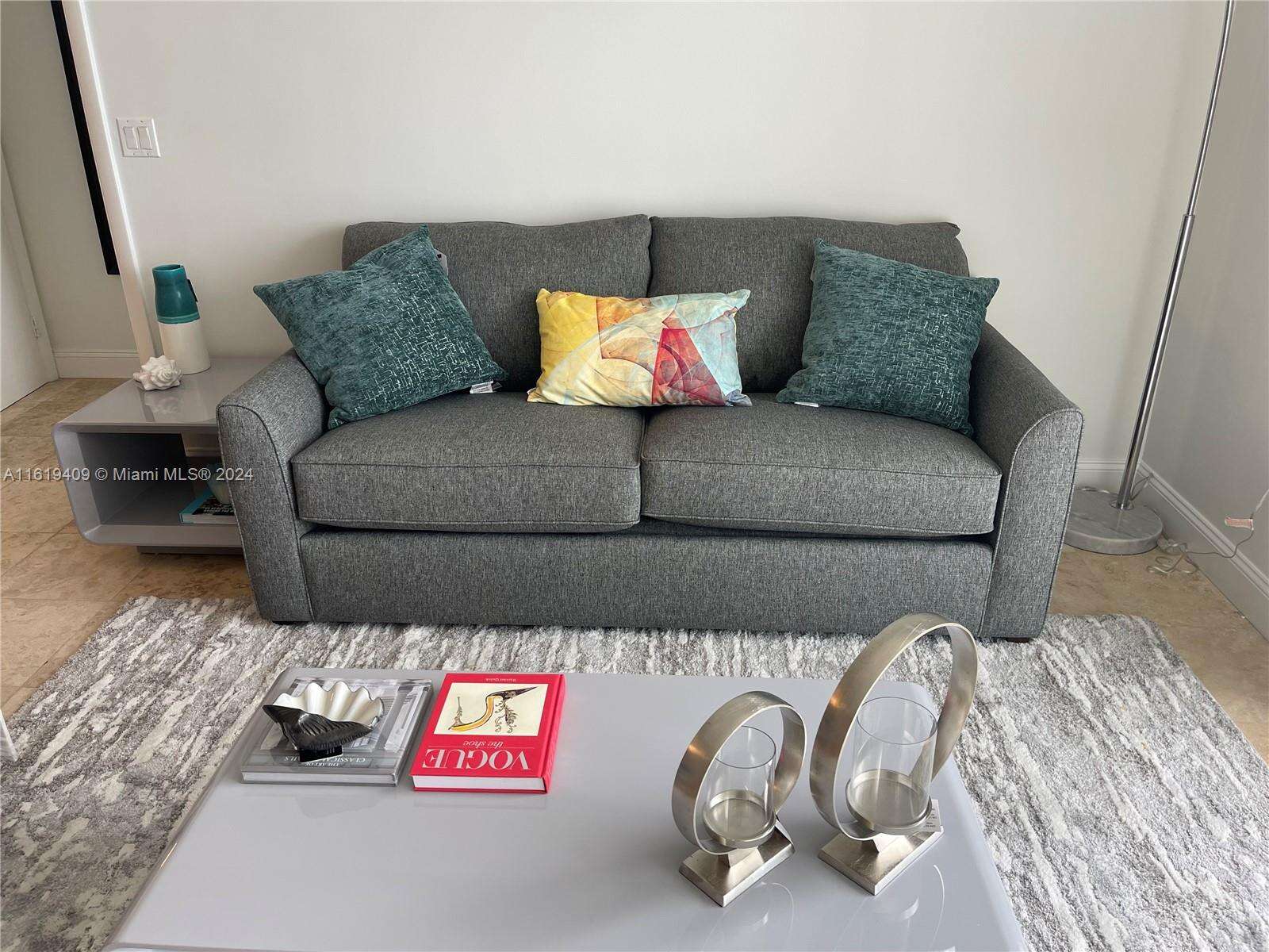 Akoya at 6365 Collins Ave, Miami Beach, FL 33141 - For Rent photo 10