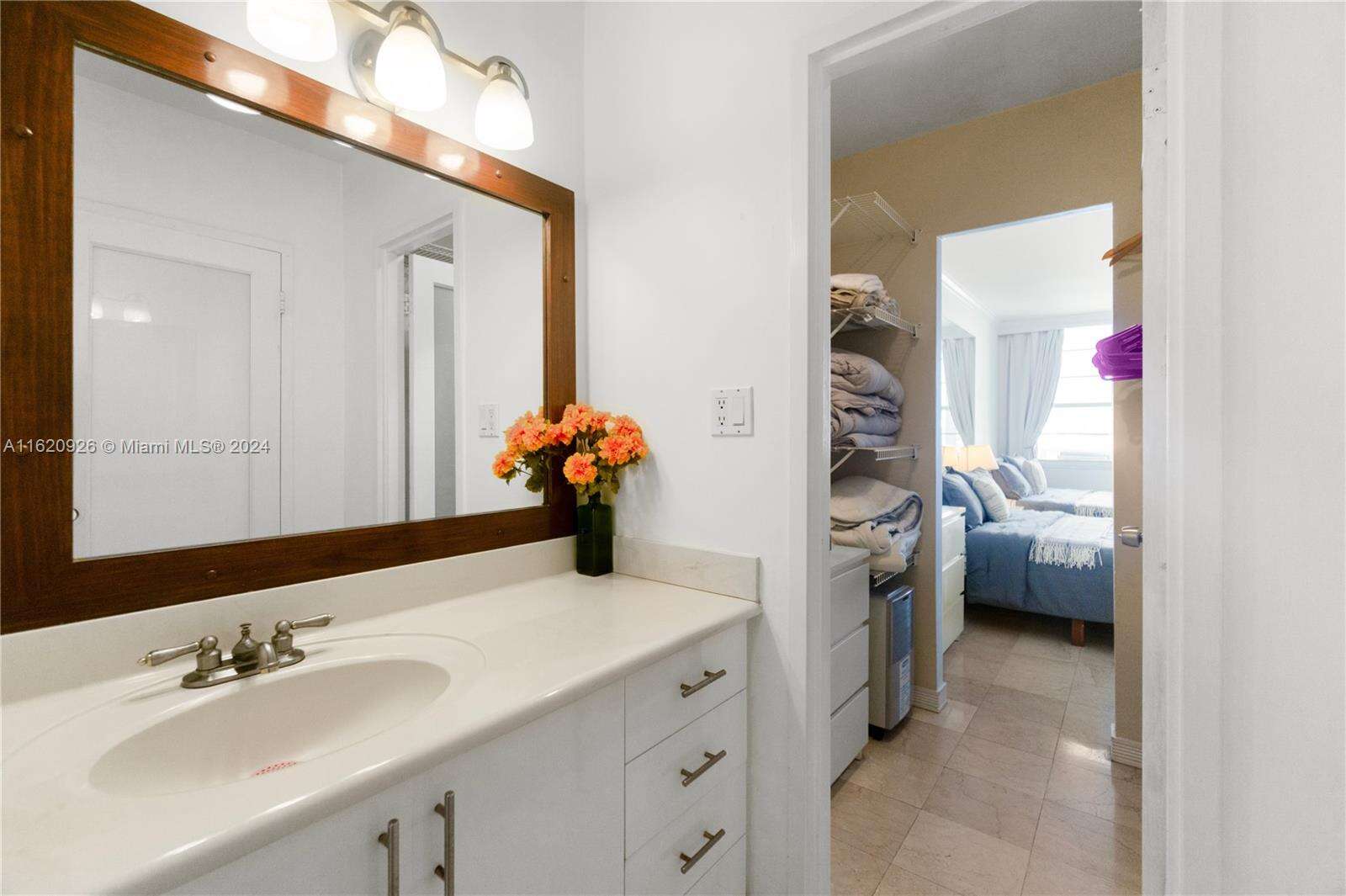Decoplage at 100 Lincoln Rd, Miami Beach, FL 33139 - For Rent photo 10
