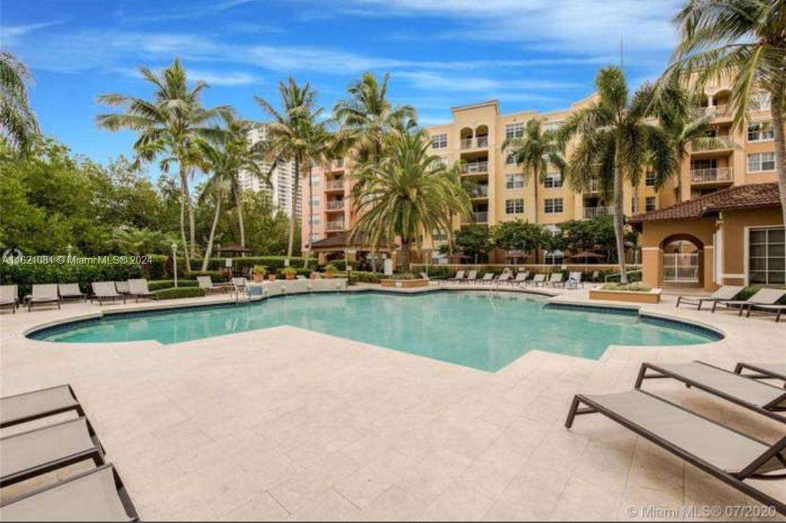 The Yacht Club At Aventura at 19999 Country Club Dr, Aventura, FL 33180 - For Rent photo 17