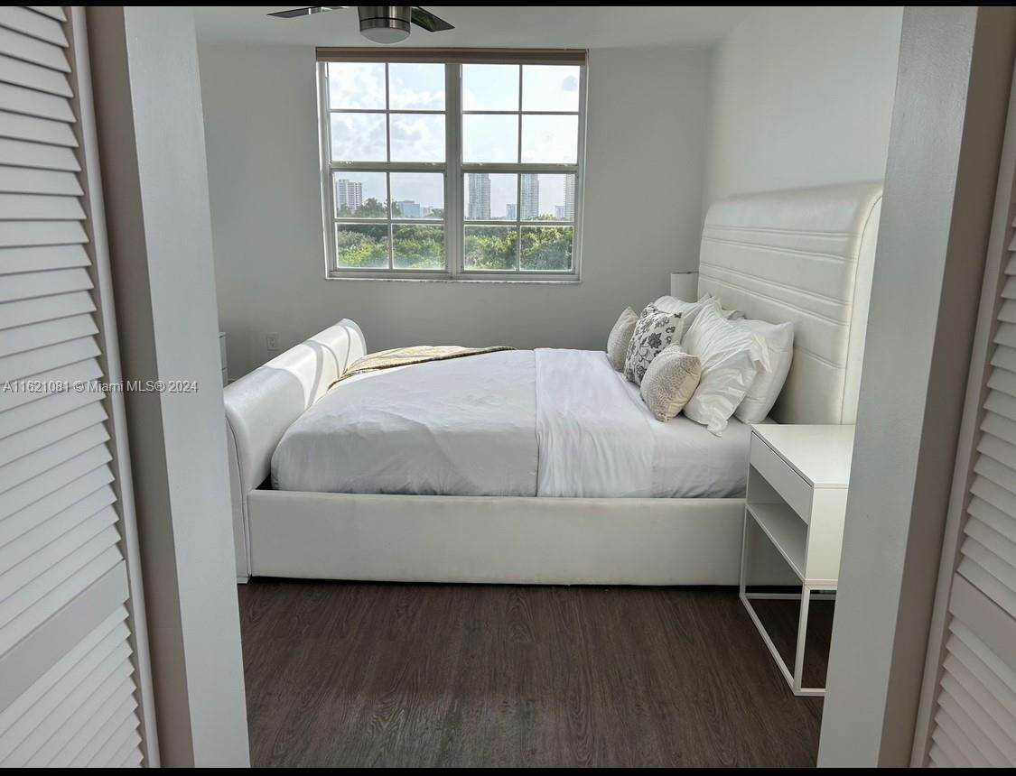The Yacht Club At Aventura at 19999 Country Club Dr, Aventura, FL 33180 - For Rent photo 8