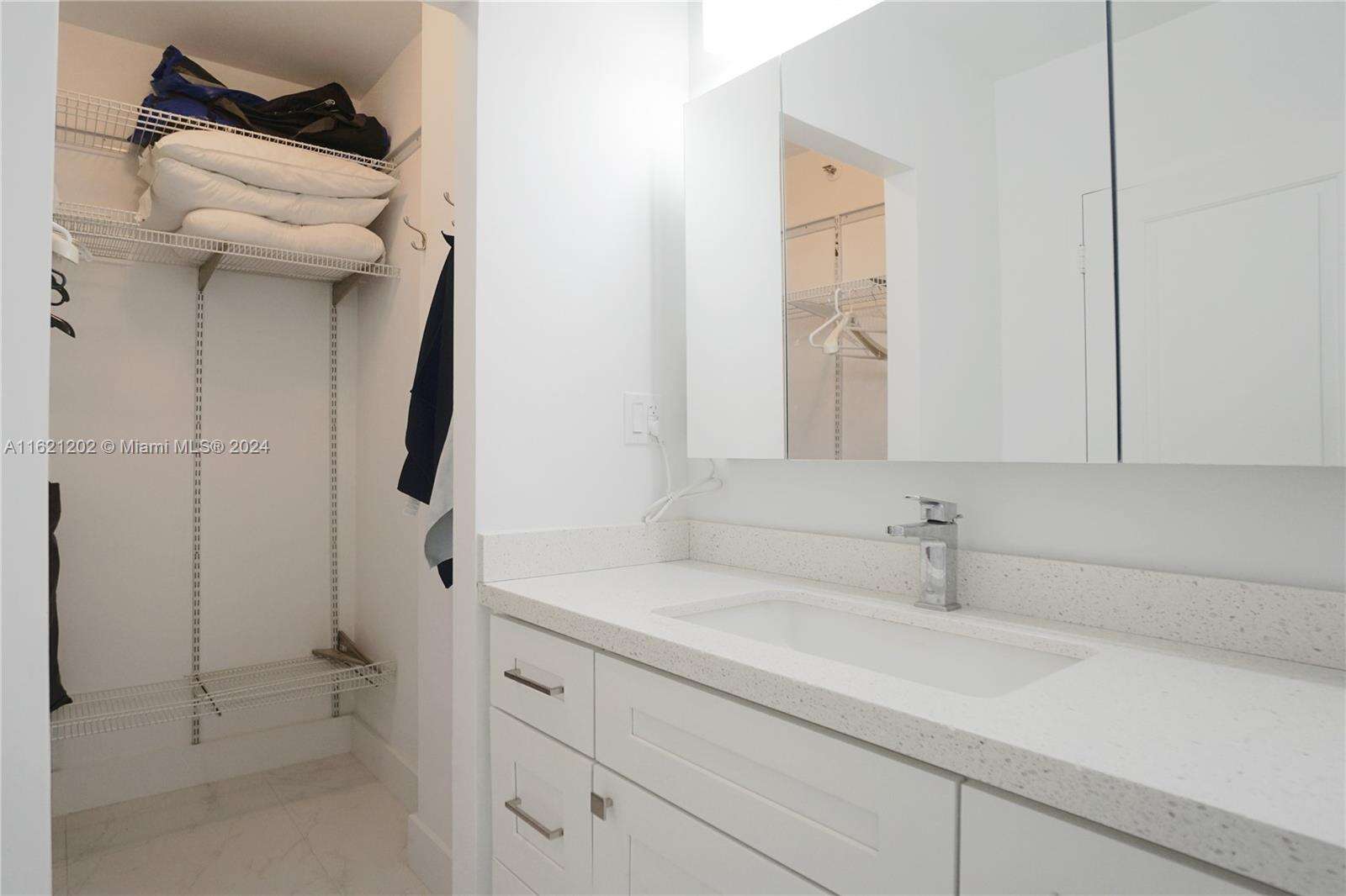 Decoplage at 100 Lincoln Rd, Miami Beach, FL 33139 - For Rent photo 12