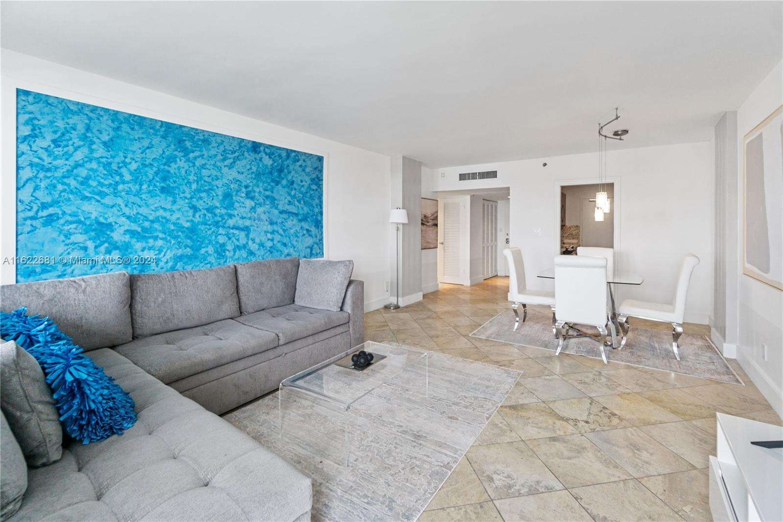 Decoplage at 100 Lincoln Rd, Miami Beach, FL 33139 - For Rent photo 1