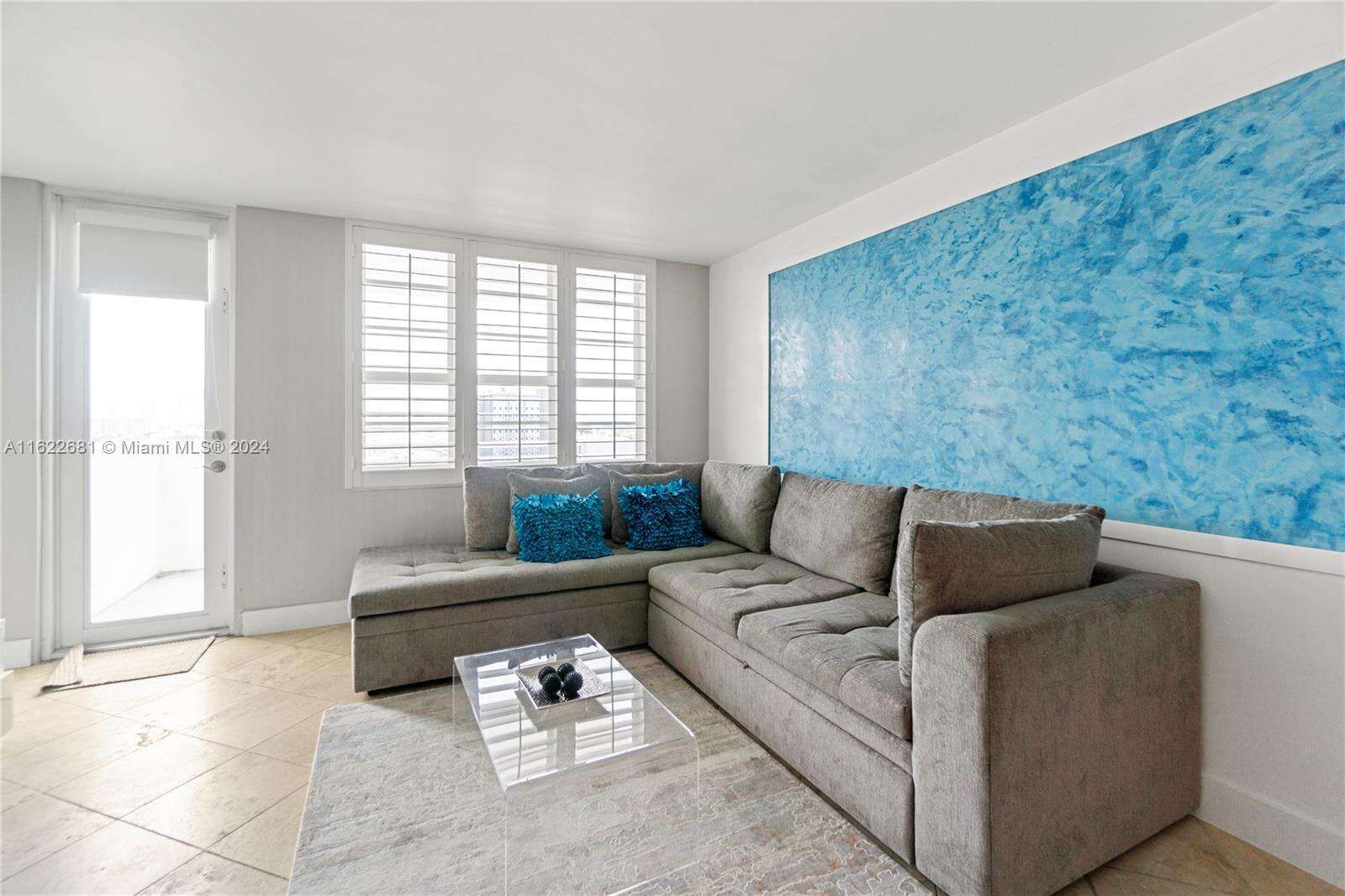 Decoplage at 100 Lincoln Rd, Miami Beach, FL 33139 - For Rent photo 2