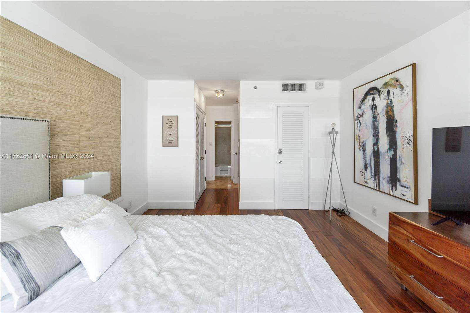 Decoplage at 100 Lincoln Rd, Miami Beach, FL 33139 - For Rent photo 14