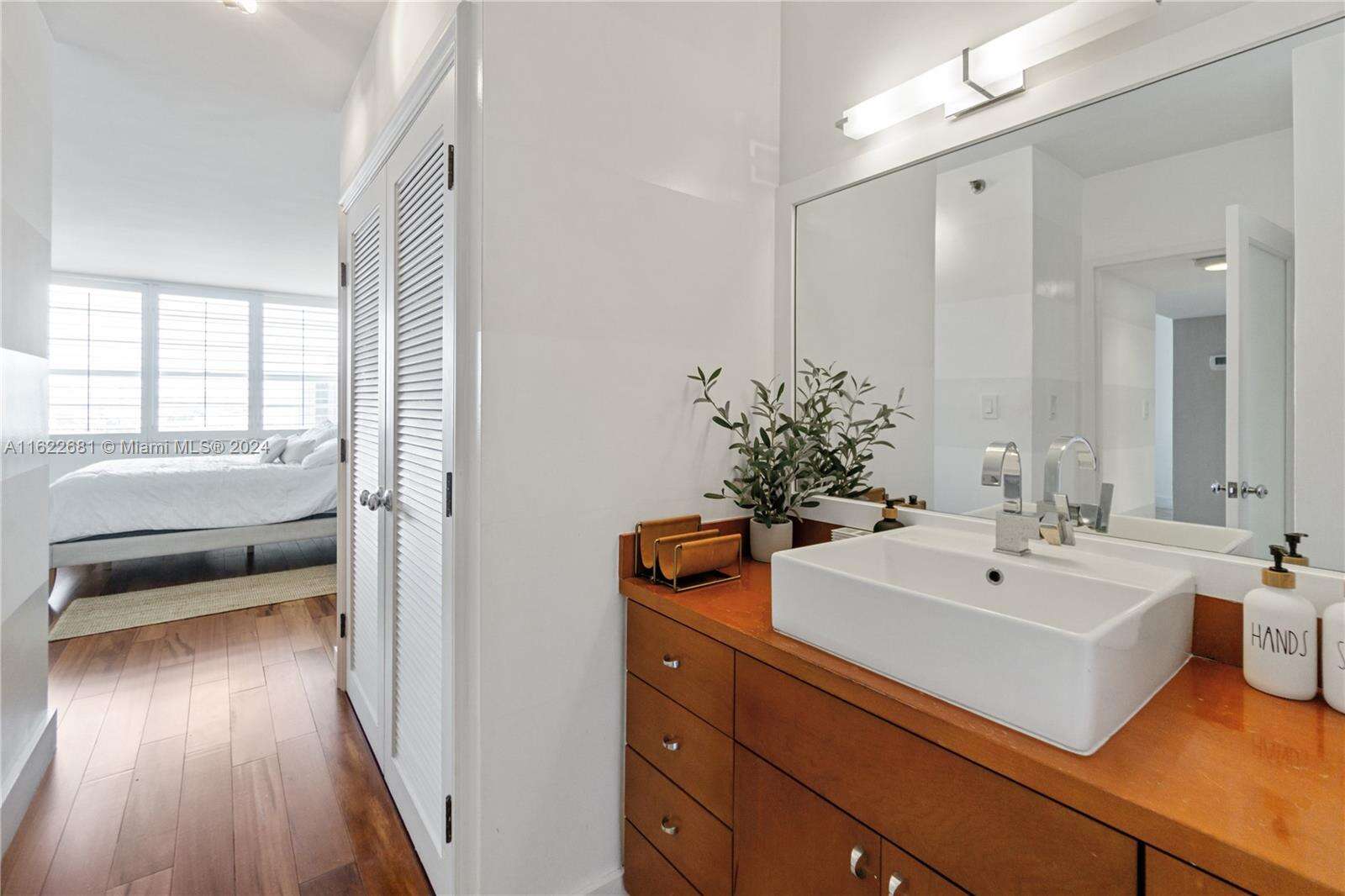 Decoplage at 100 Lincoln Rd, Miami Beach, FL 33139 - For Rent photo 20