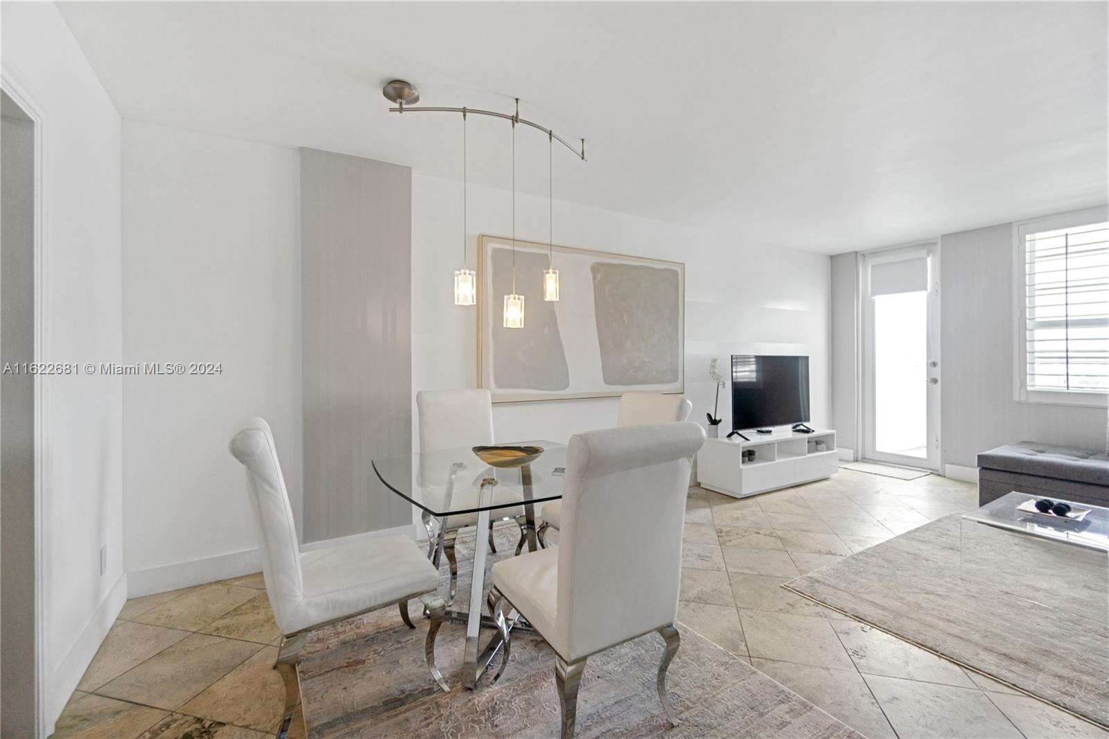 Decoplage at 100 Lincoln Rd, Miami Beach, FL 33139 - For Rent photo 8